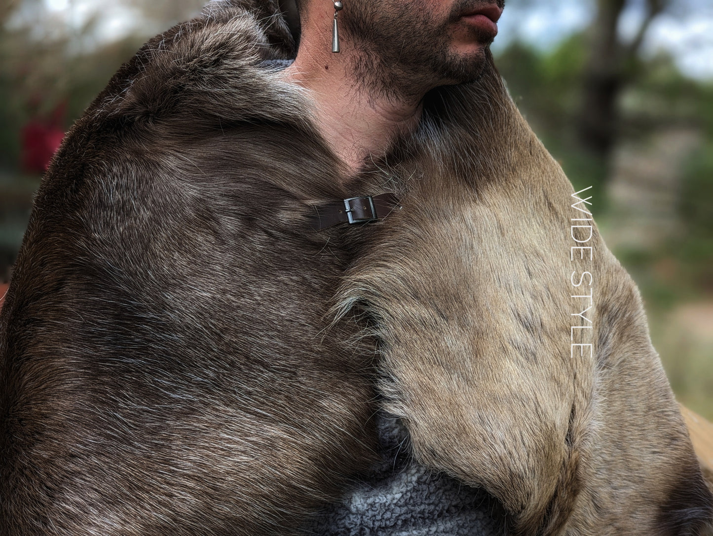 Reindeer Hide Cloak - Wide Style