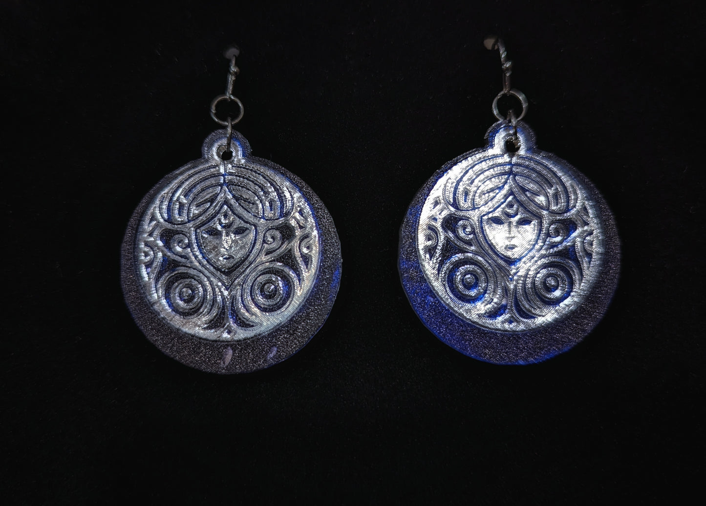 Nótt Goddess of Night Earring