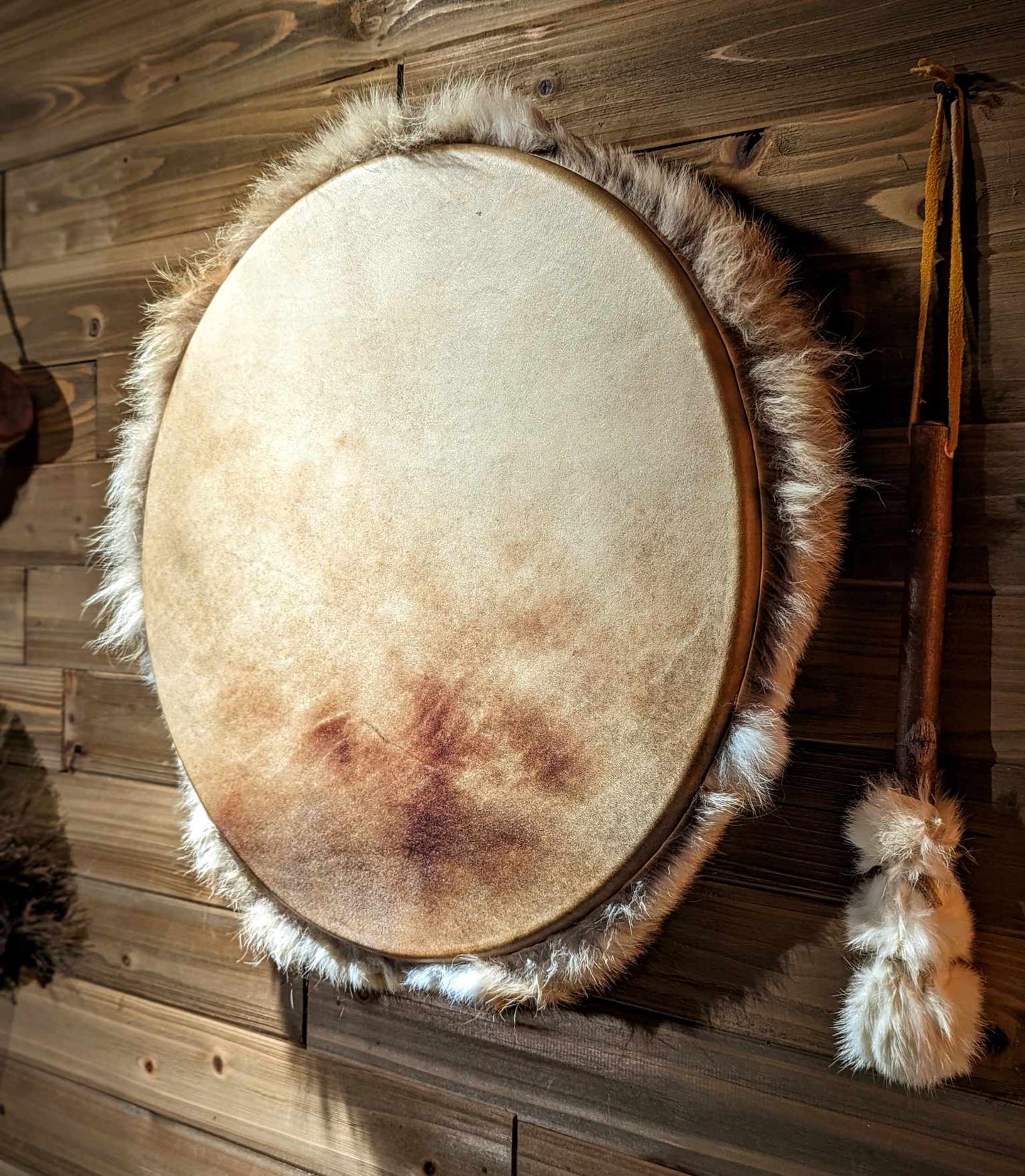 20 Inch Natural Elk Skin Drum With Coyote Fur and Alder Wood Rabbit Fur Beater