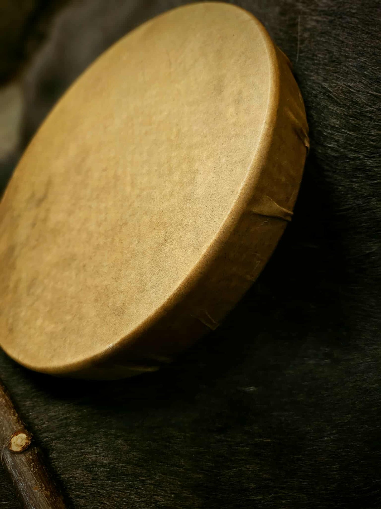 Natural Dappled Elk Hide 15 Inch Maple Frame Drum With Beater