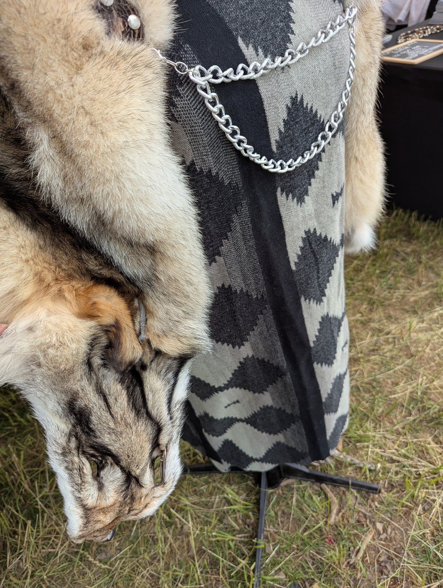 Wolf Hide Cloak (Gray Wolf)