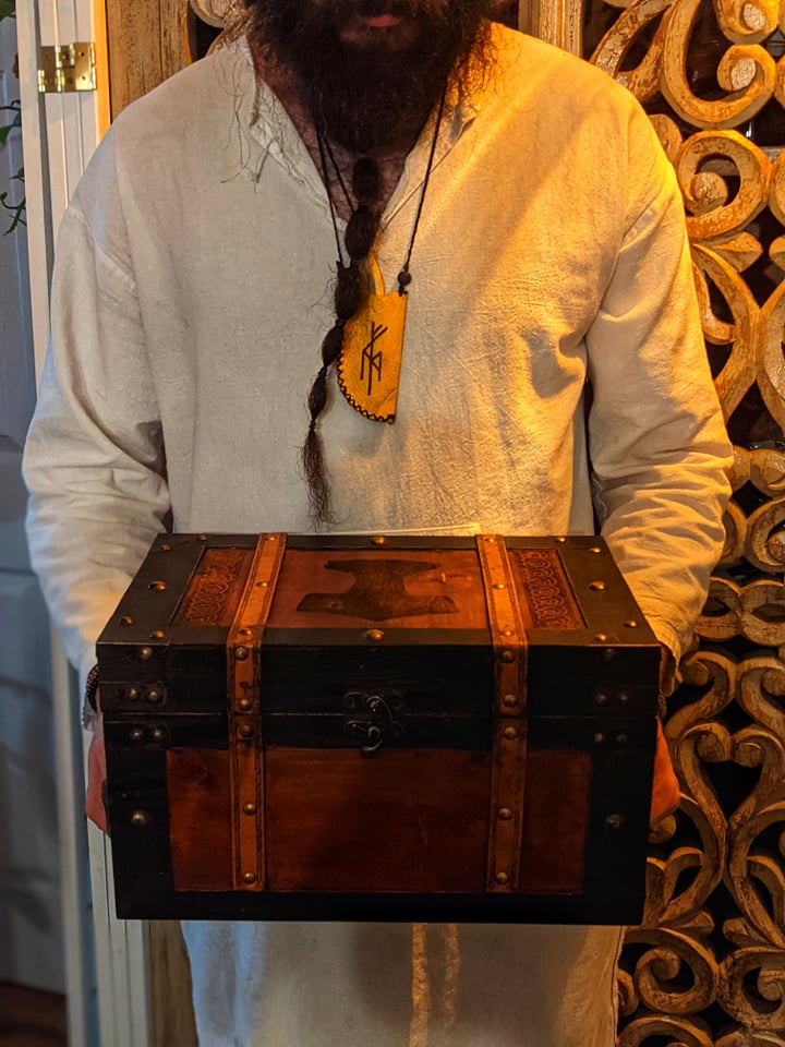 Leather Trimmed Wood Skåne Mjolnir & Knotwork Trunk | Wood Box | Norse Pagan Box | Rune Box | Heathen | Viking