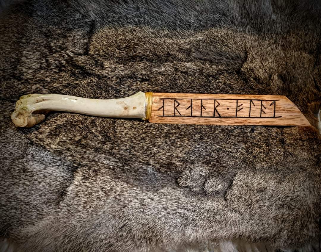 Cermonial Oak & Deer Bone Ritual Gift Seax