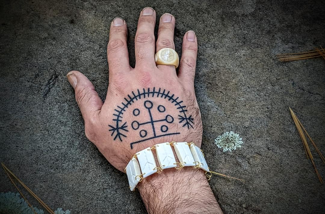 Adjustable Elk Bone Algiz Unisex Bracelet