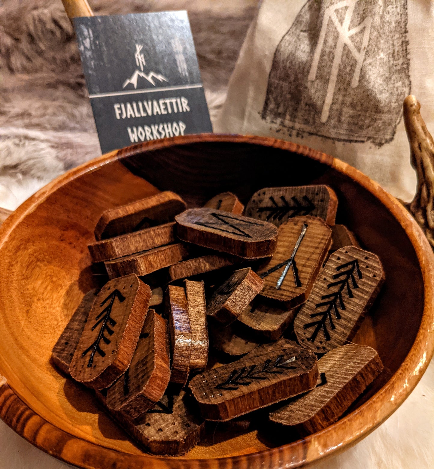 Poplar Wood Rune Set | Elder Futhark Runes | Handmade Tree Design
