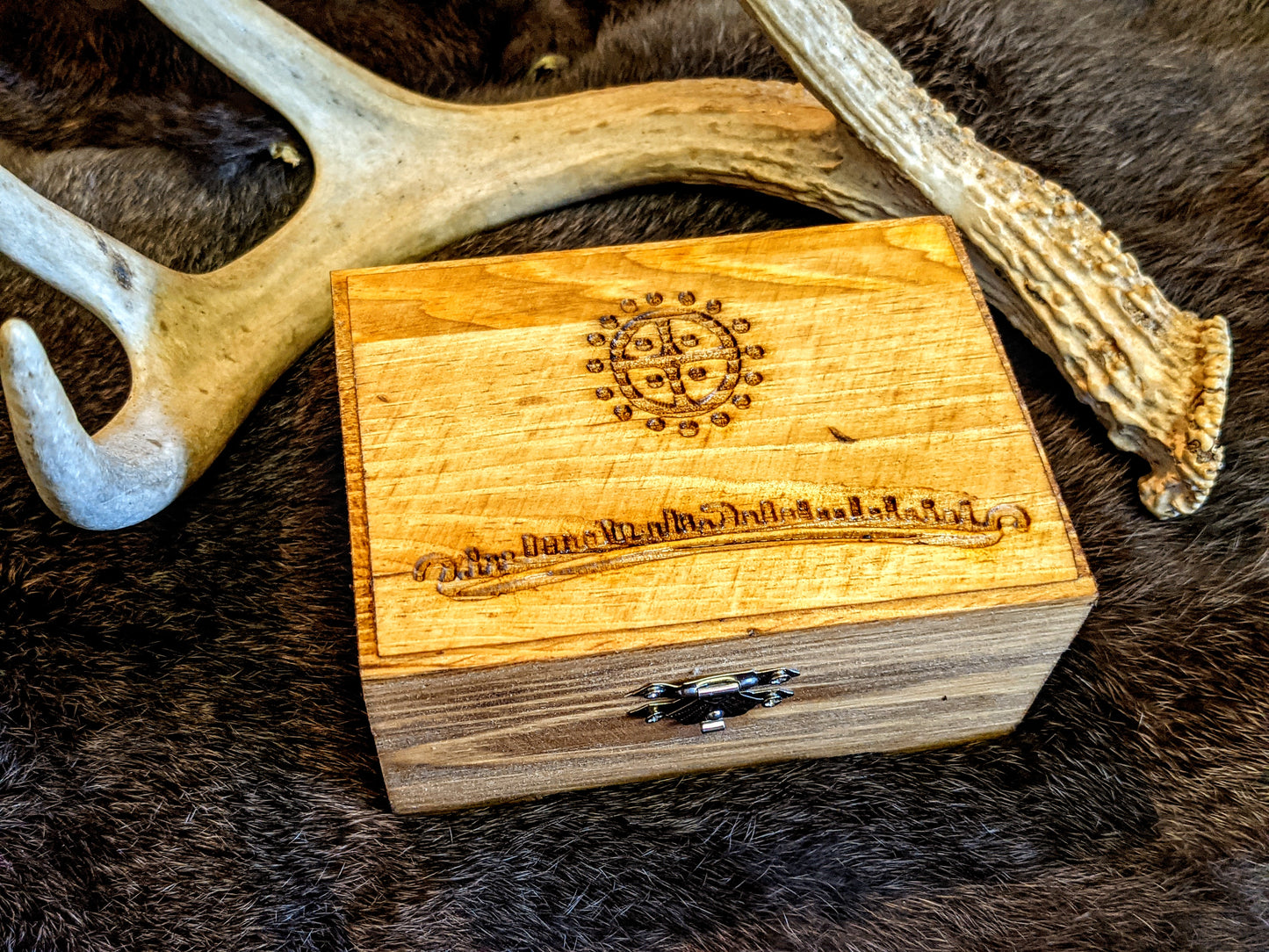 Felted Drakkar /Sun Wheel Rune Chest / Box Mahogany 24 Elder Futhark Rune Set