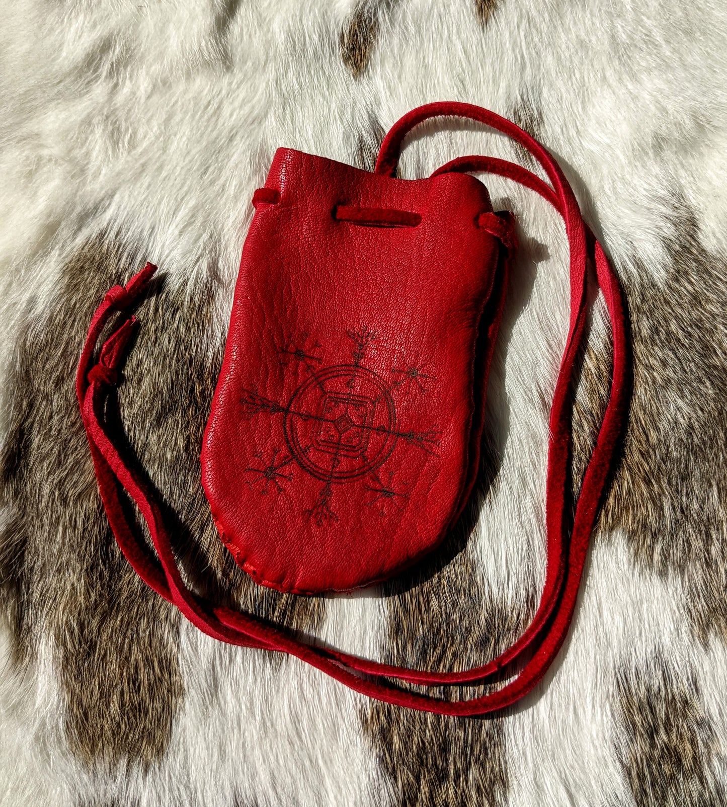 Red Hulinhjalmur (“Helm Of Disguise”) Stave Buckskin Leather 2x3 Medicine Bag Neck Pouch Rune Norse Pagan