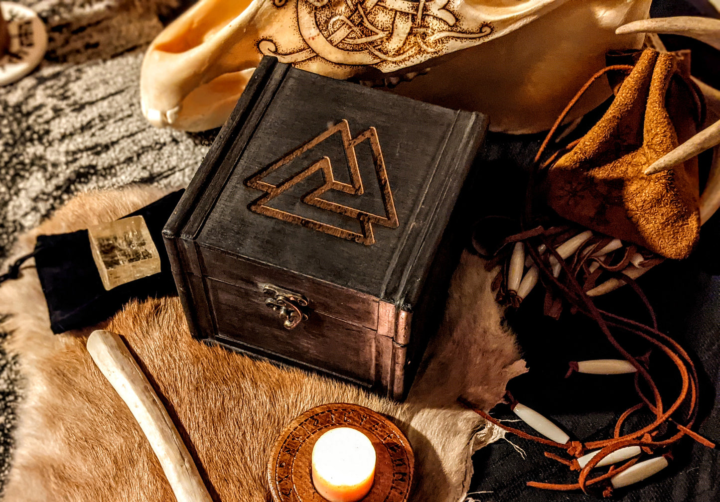 Engraved Latching Valknut Box | Norse Pagan Altar Box | Asatru Altar | Odin Altar Box