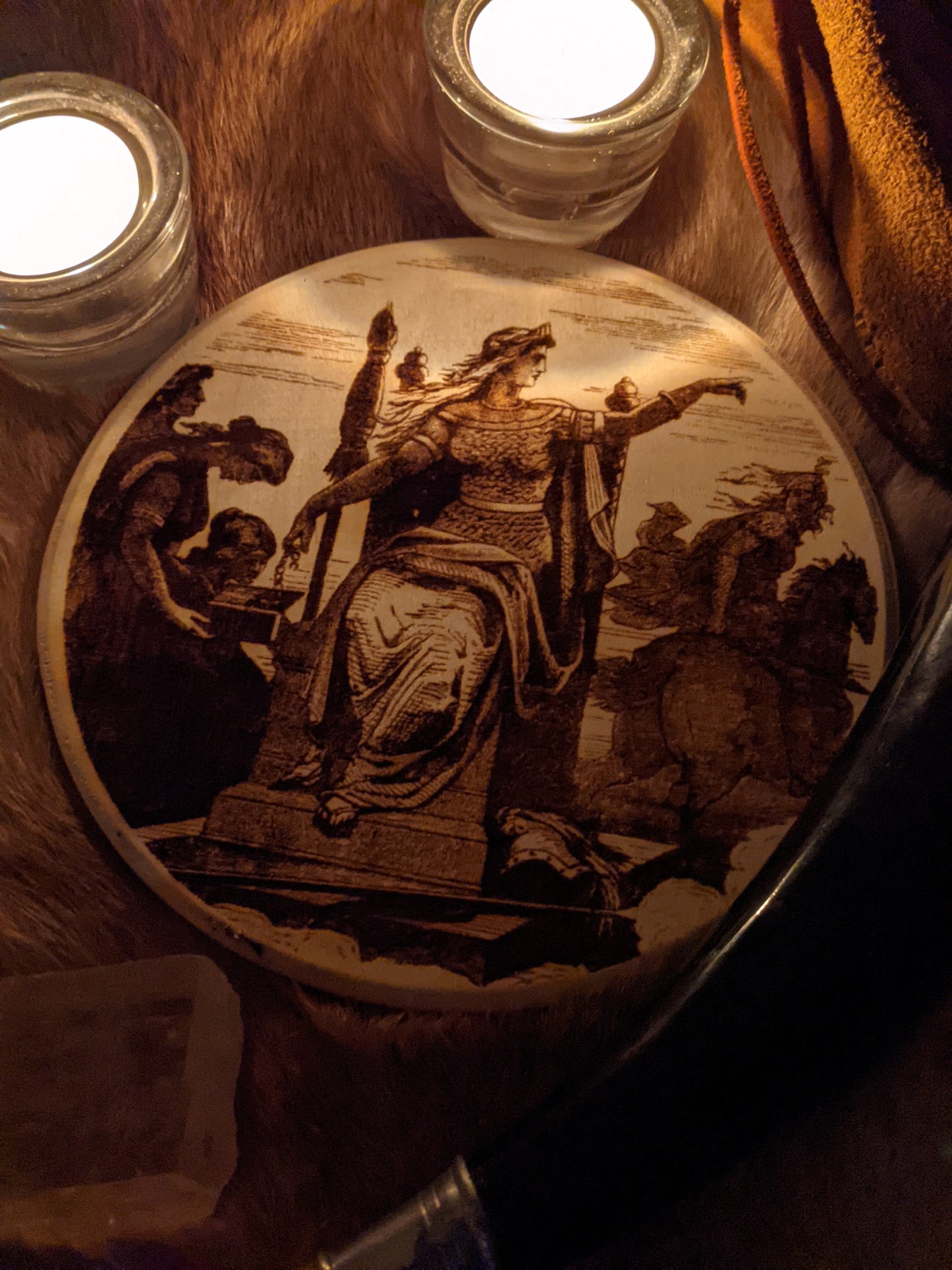 Frigga / Frigg Altar Plate | Frigg & Gna | Engraved Asatru Altar Art | Hofvarpnir | Heathen Altar | Norse Pagan Goddess