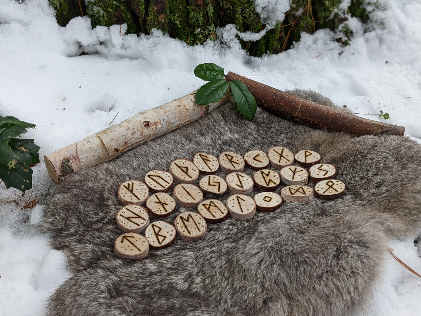 Natural Birch Rune Set | 24 Elder Futhark Runes with Bag | Dark and Light Bark | Dot Design
