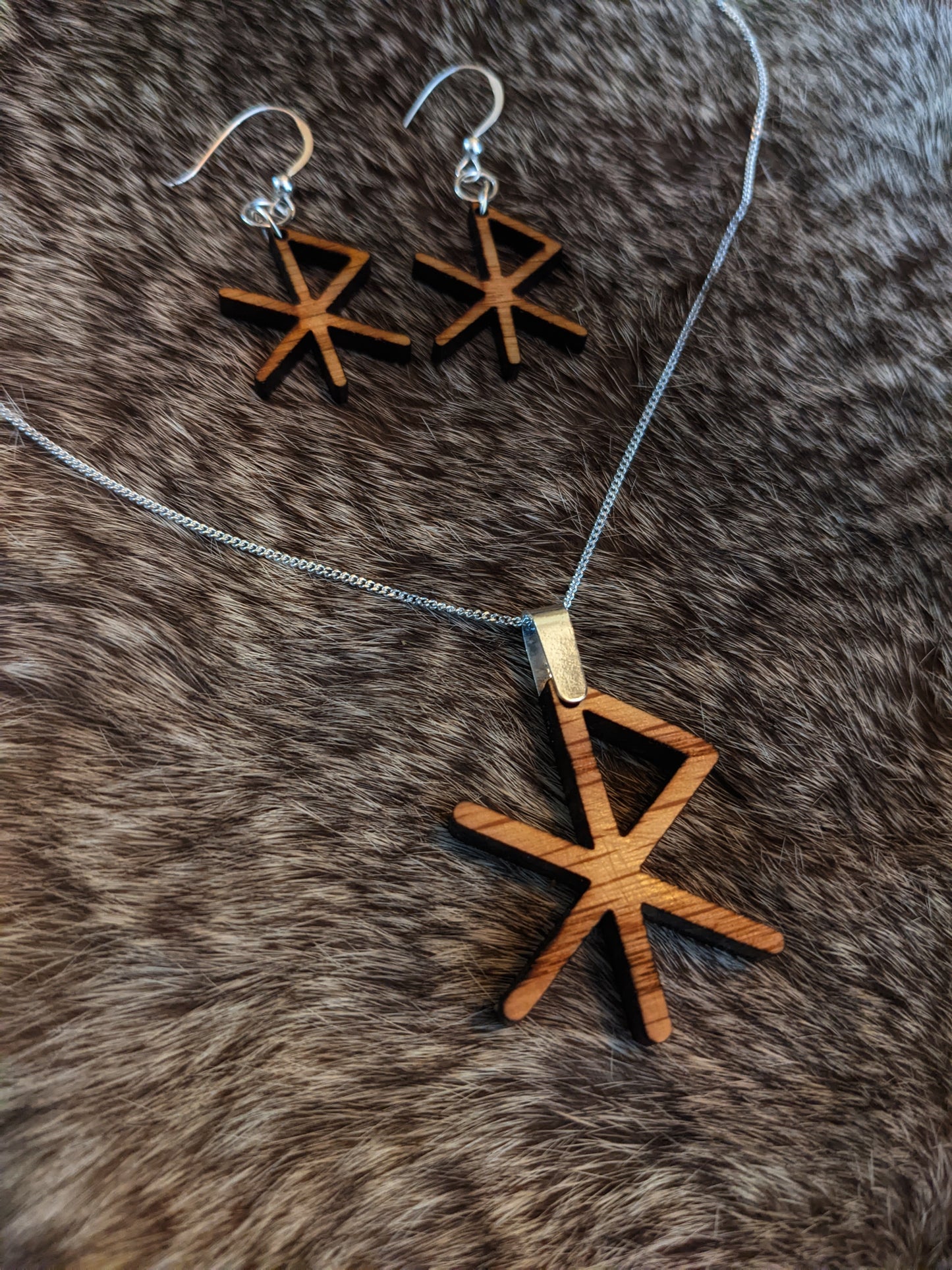 Sterling Silver & Oak Love Bindrune Norse Pagan Love Necklace | Valentine's Gift | Runes | Wunjo | Gebo