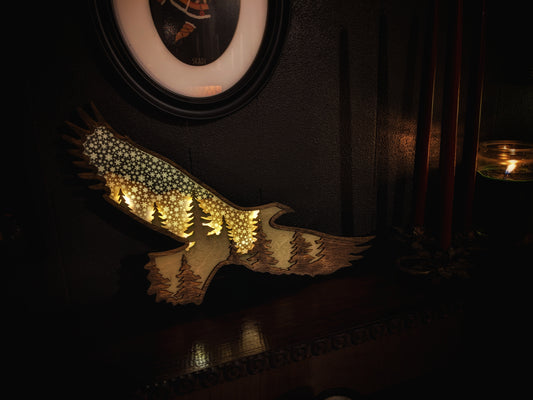 18in Lighted Yule Raven Wall or Mantle Decor
