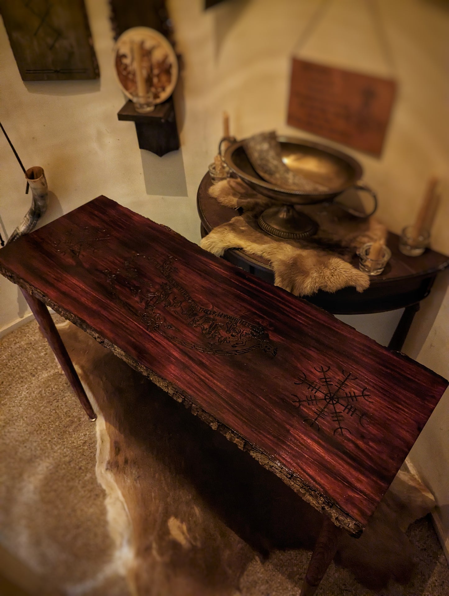 Ramsund Carving Sigurð Fáfnir Victory Aegishjalmur Runestone Table