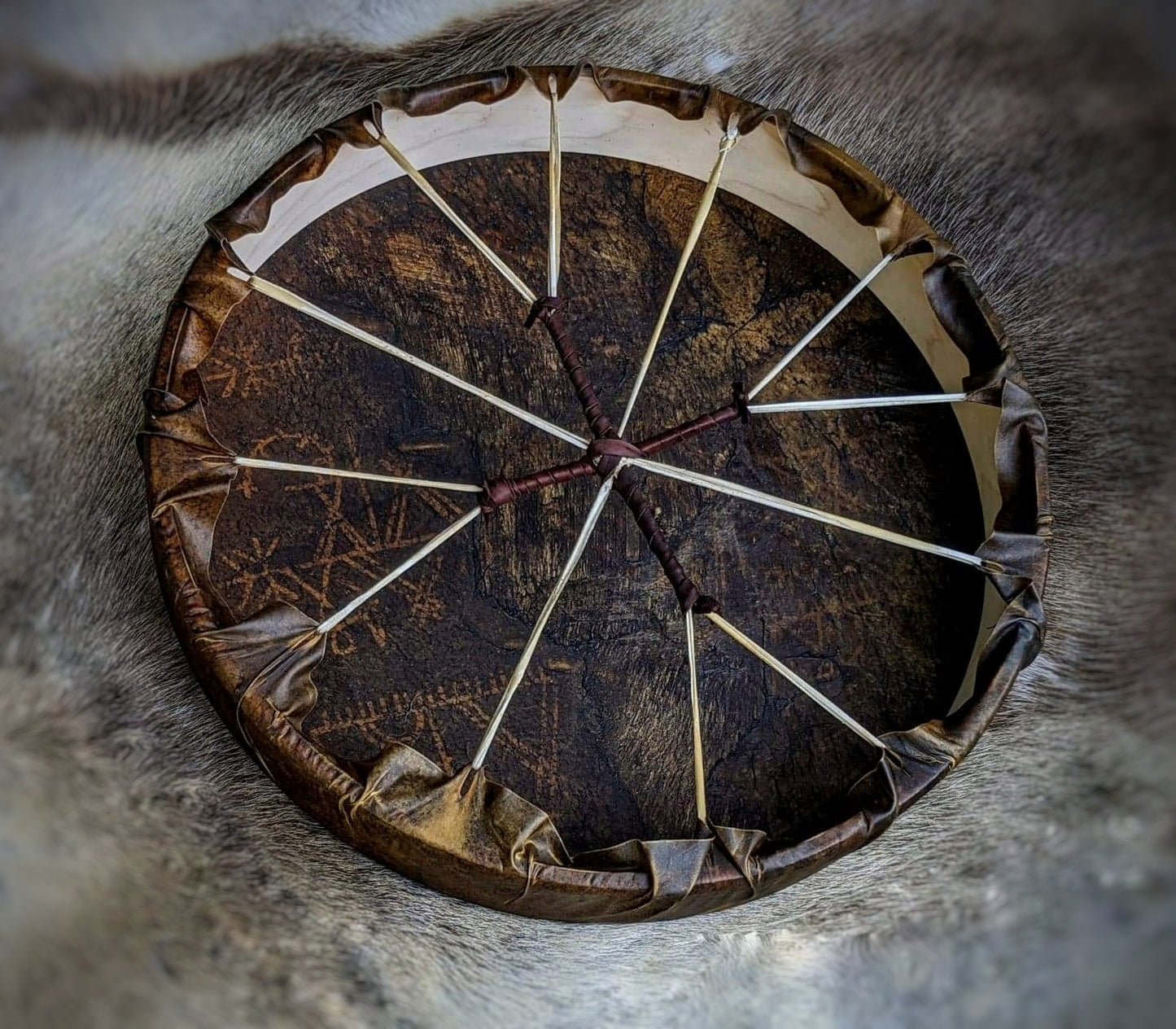 20 Inch Painted Horse Hide Drum | Deep Tone | Maple Frame