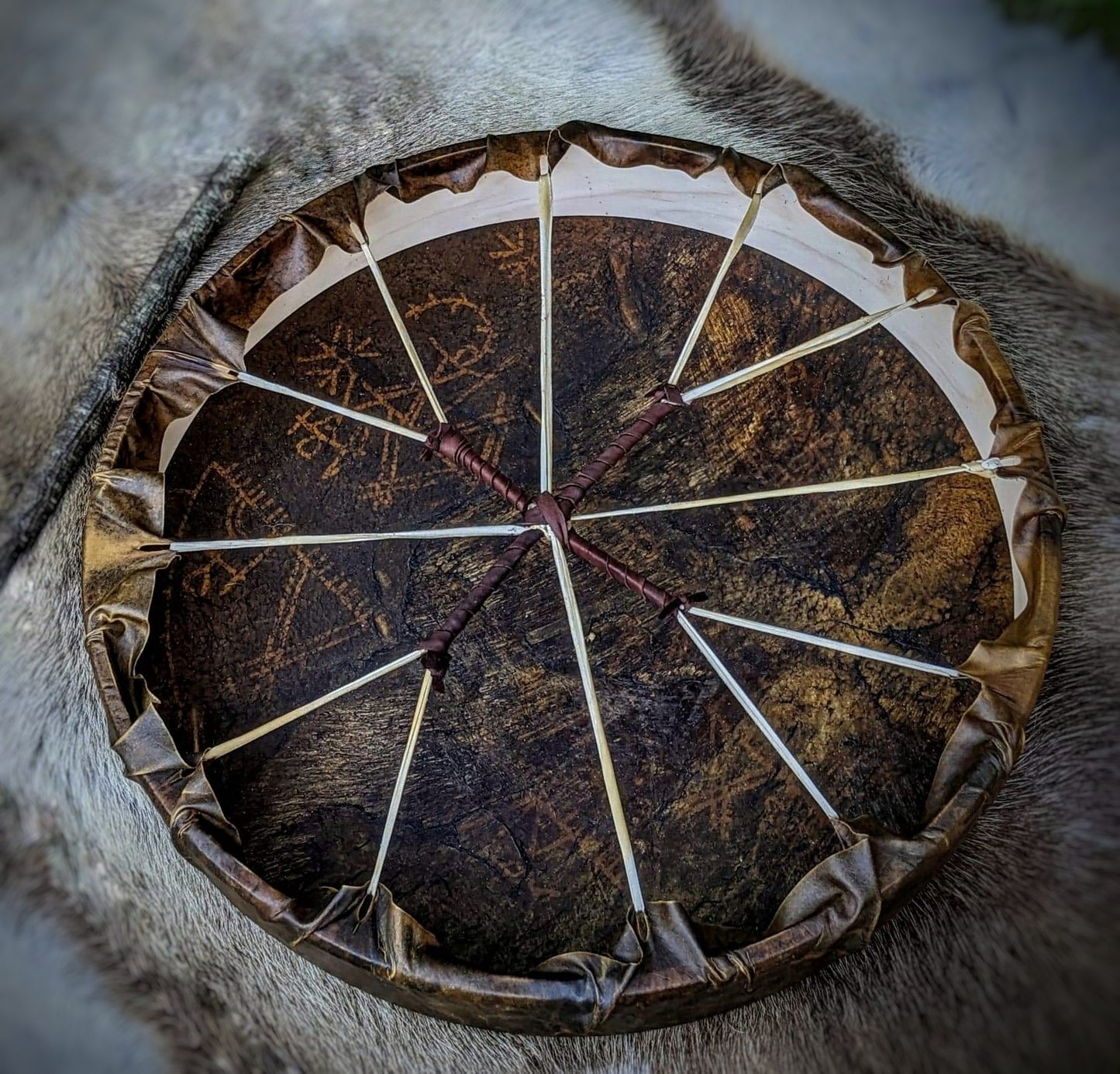 20 Inch Painted Horse Hide Drum | Deep Tone | Maple Frame