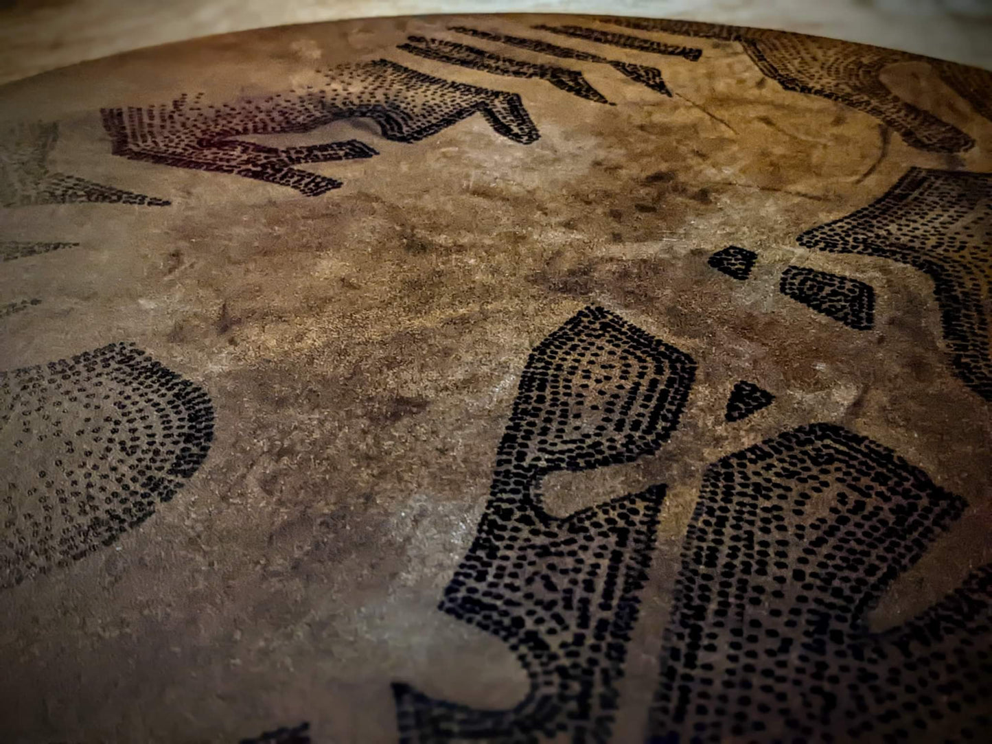 Attahofrþryma | 20 Inch Horse Hide Drum