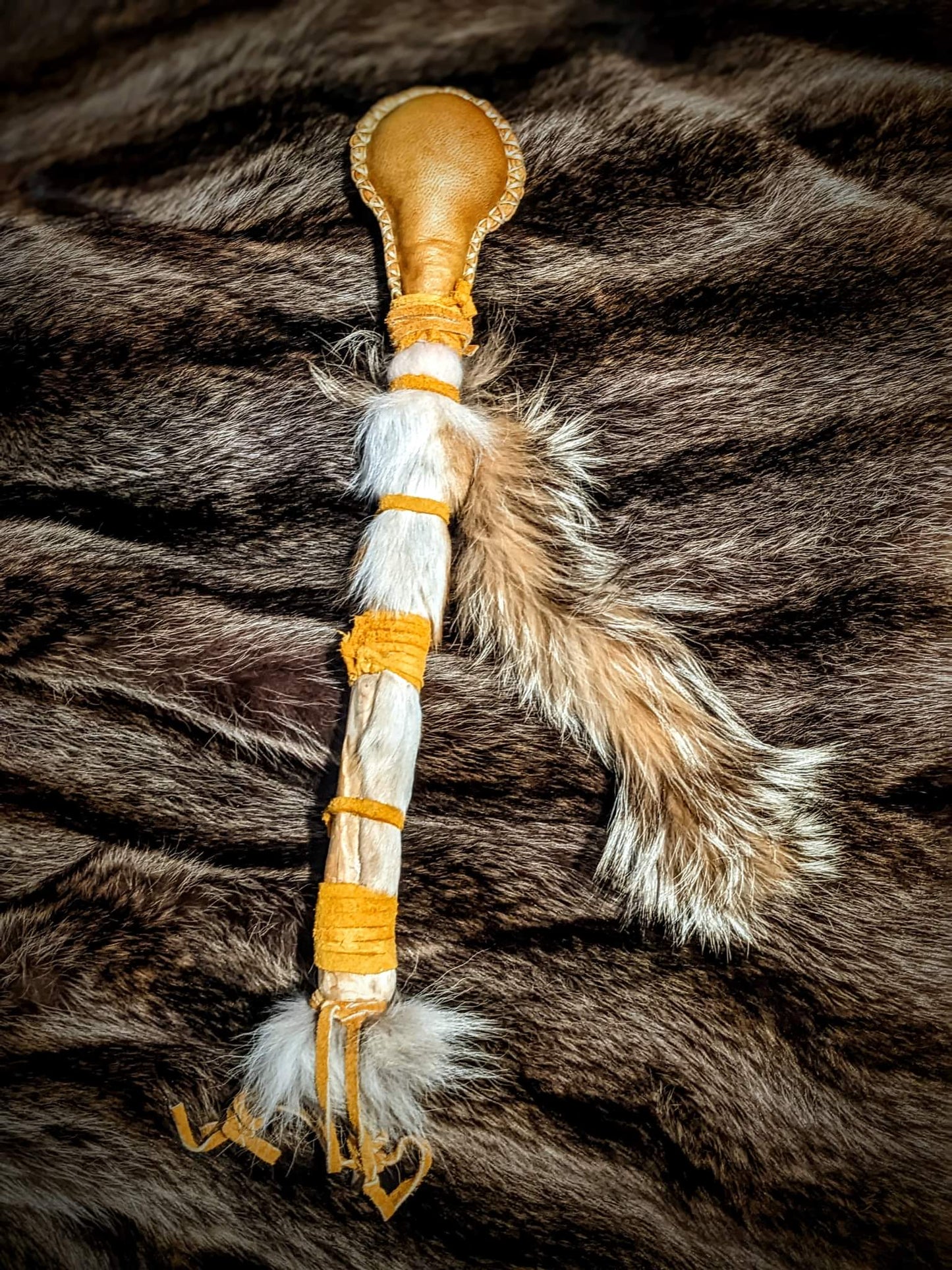 20 Inch Bison Drum With Guldbjörn 'Golden Bear' Shaman Rattle | Bear Hide | Coyote Fur | Deer Antler