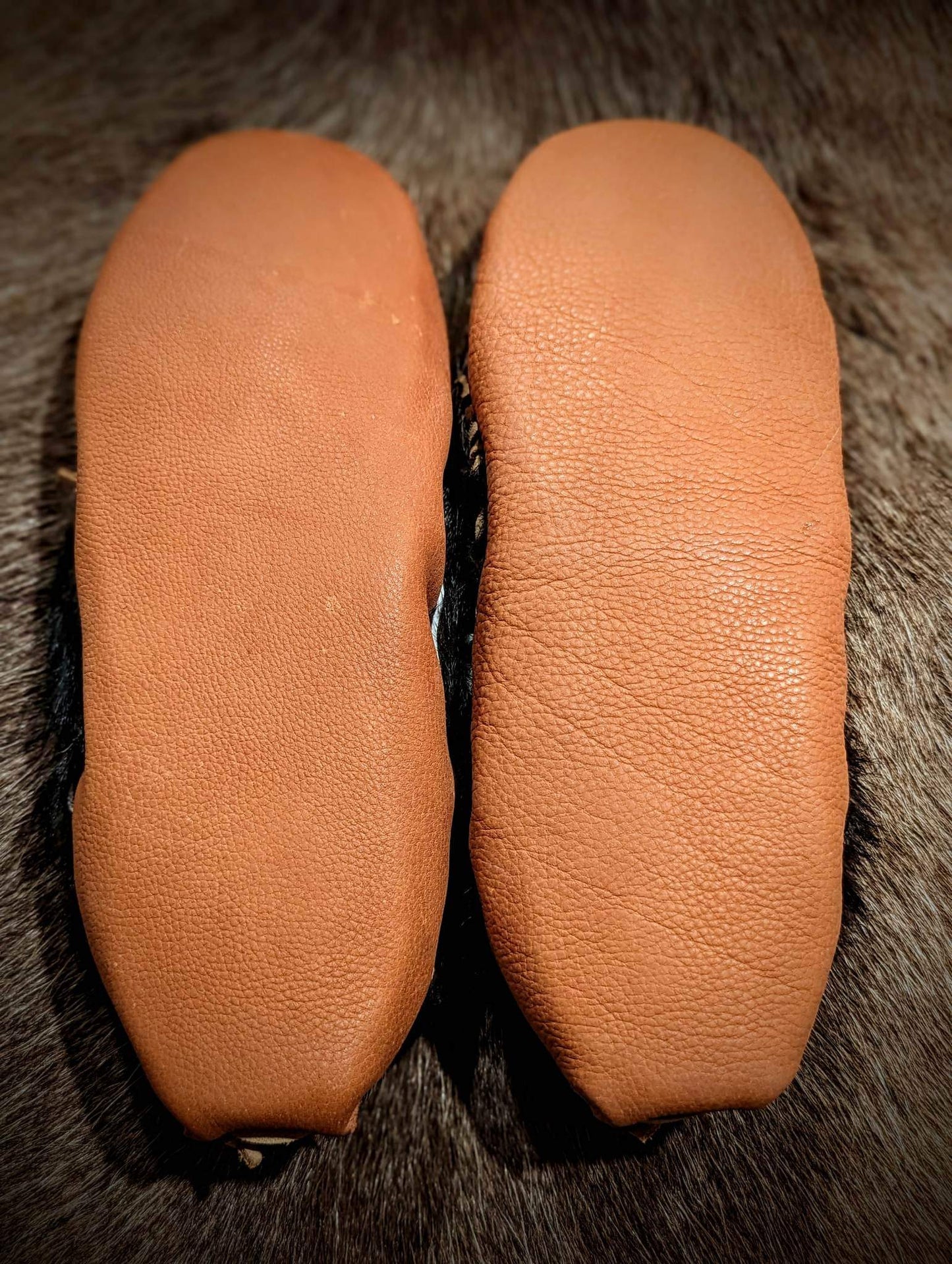 Leather Goat Hide and Sheepskin Slipper