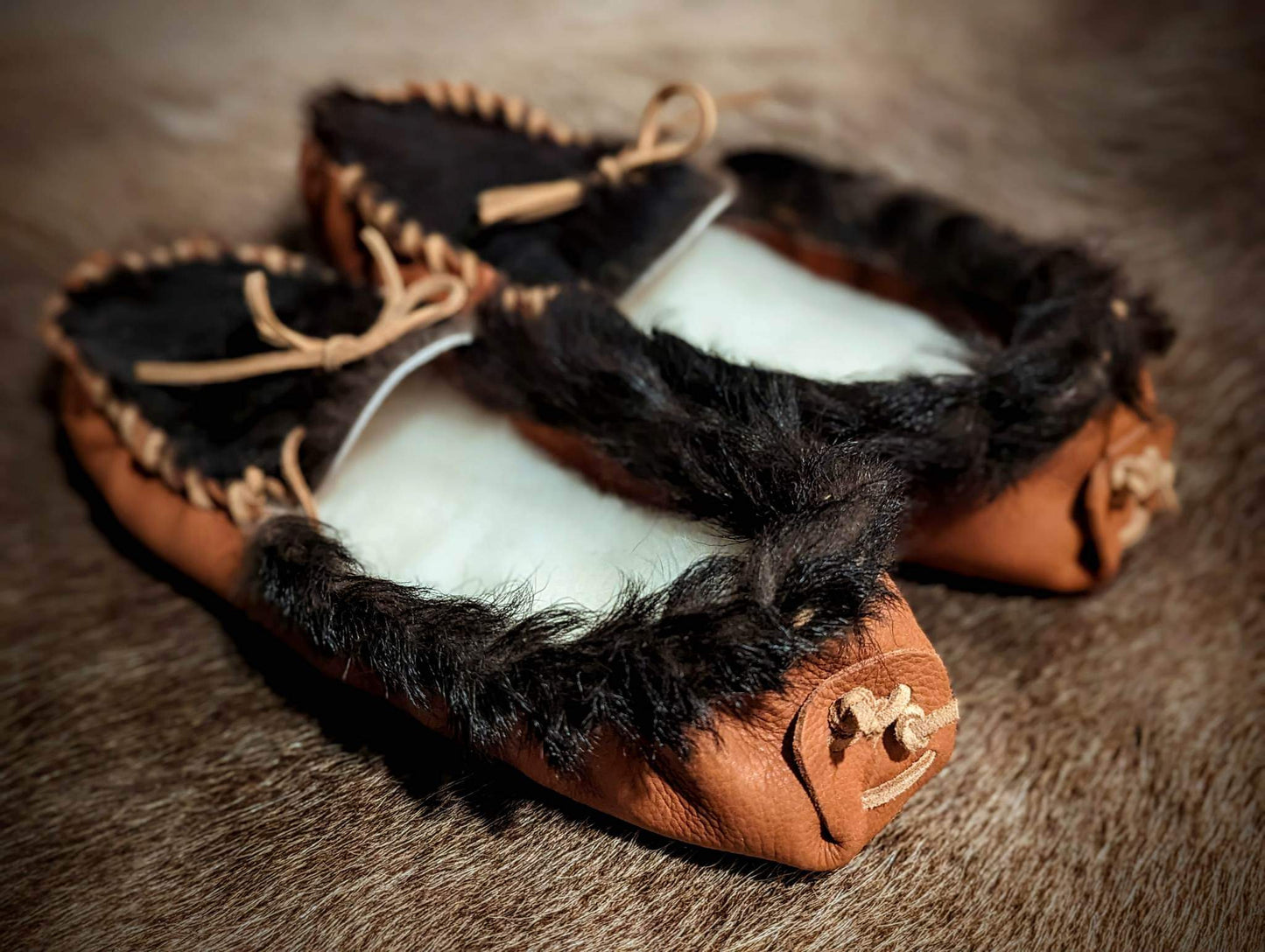 Leather Goat Hide and Sheepskin Slipper