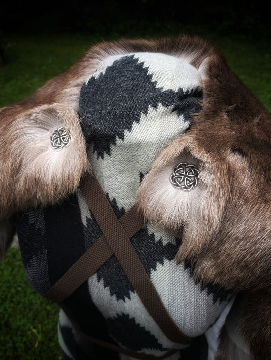 Reindeer Hide Cloak | Viking Cloak | Brown Wraparound Style Finnish Reindeer Fur Cloak | Adjustable